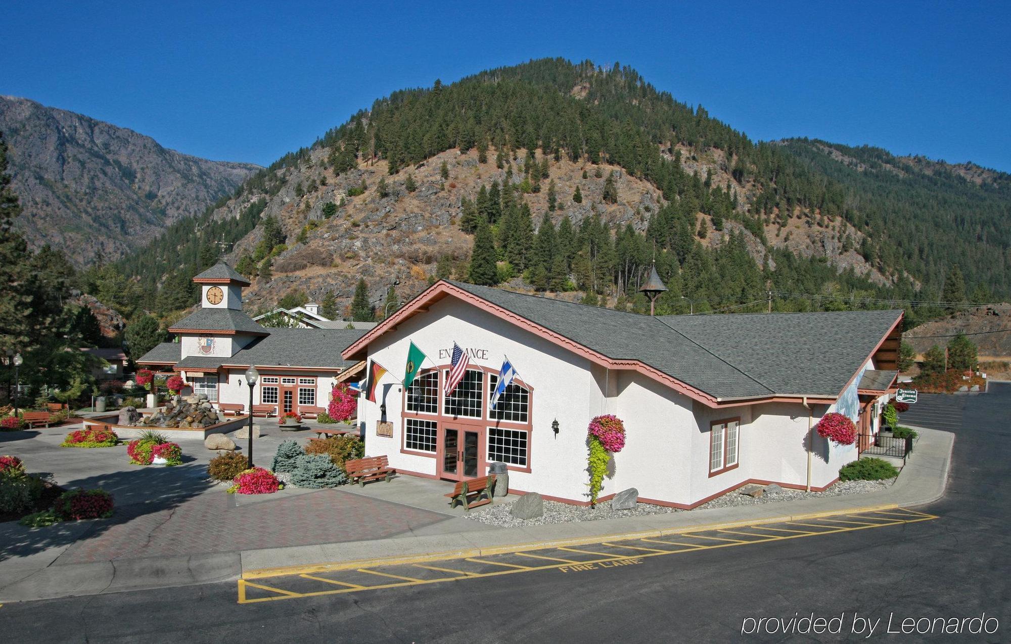 Icicle Village Resort Leavenworth Exterior photo